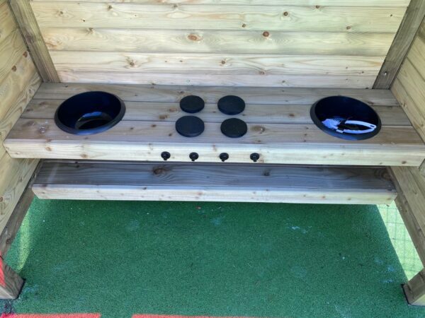 Sensory Covered Mud Kitchen - Image 5